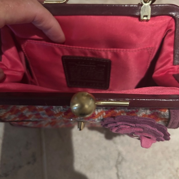 COACH Vintage Hampton Houndstooth - Picture 3 of 8